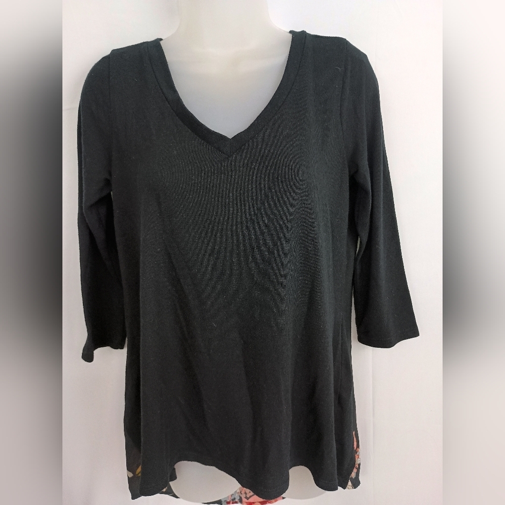 Black V-Neck Rose Back Floral Dark Romantic M Whimsigoth,‎ Fairycore Top (#125)